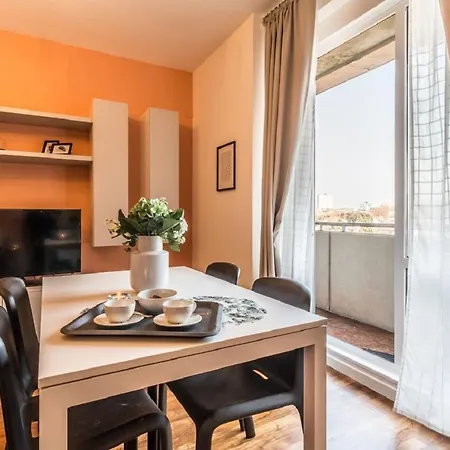 Skyline Apartment